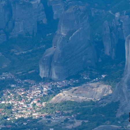 Majestic view Home just under Meteora Unesco Site Kalambaka Exterior foto