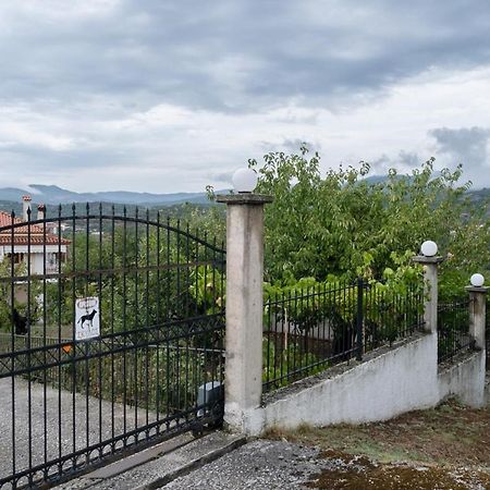 Majestic view Home just under Meteora Unesco Site Kalambaka Exterior foto